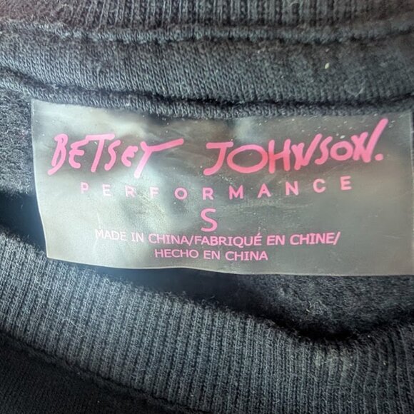 Betsey Johnson. "Stay Wild' black sweatshrit. - Picture 4 of 5